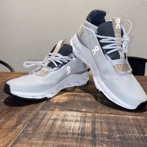 On Cloud Grey, tan and black